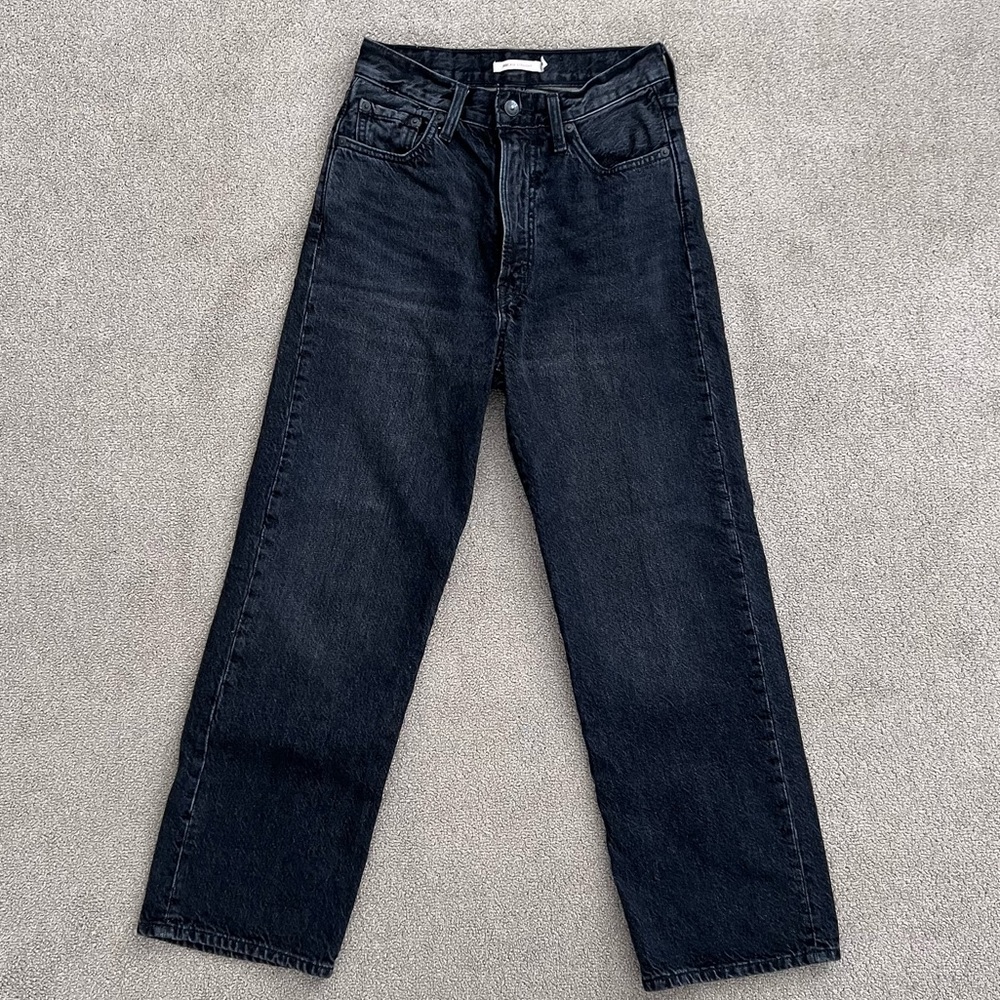 Levi’s- Ribcage straight jean 26